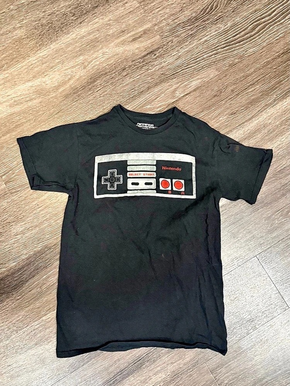 Nintendo Entertainment System Controller Graphic Tee Black & Gray Size